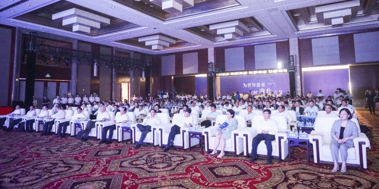 1689818734969025.jpg 1689818734969025.jpg