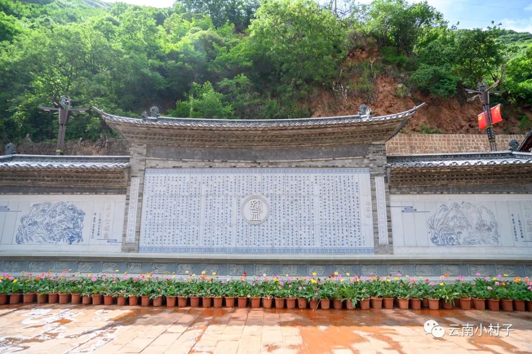 1708514958823041.jpg 1708514958823041.jpg